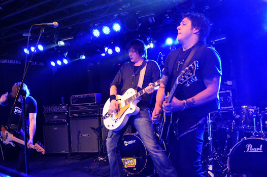 Frontface_Jack_rocks_a_0075