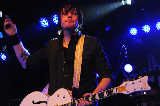 Frontface_Jack_rocks_a_0076