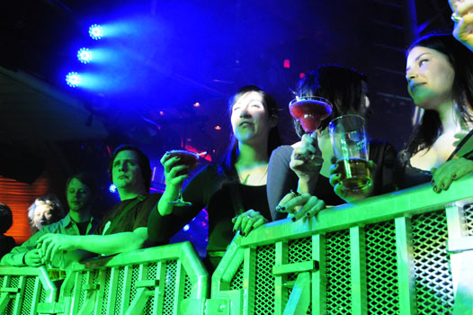 Frontface_Jack_rocks_a_0087
