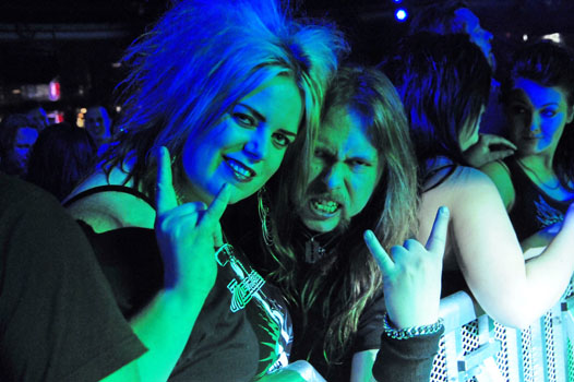 Frontface_Jack_rocks_a_0110