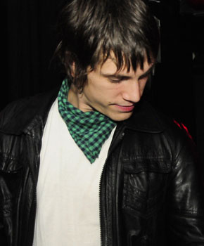 Frontface_Jack_rocks_a_0128