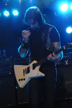Frontface_Jack_rocks_a_0140