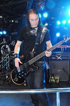 Frontface_Jack_rocks_a_0149