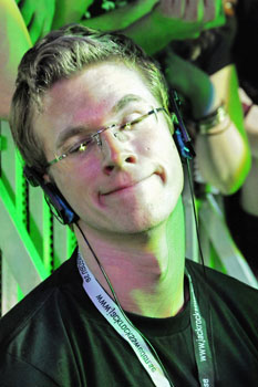 Frontface_Jack_rocks_a_0167