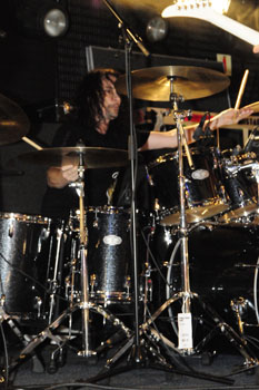 Frontface_Jack_rocks_a_0174