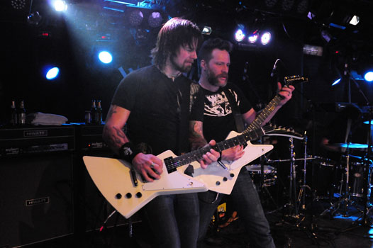 Frontface_Jack_rocks_a_0177