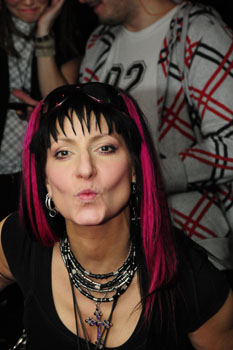 Frontface_Jack_rocks_a_0179
