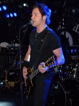 Frontface_Jack_rocks_b_0029