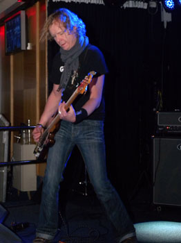 Frontface_Jack_rocks_b_0030