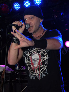 Frontface_Jack_rocks_b_0033