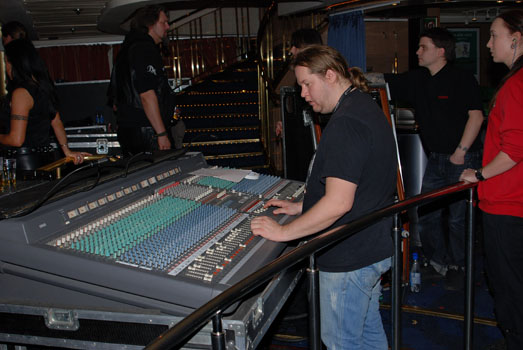 Hammerfall1 (127)